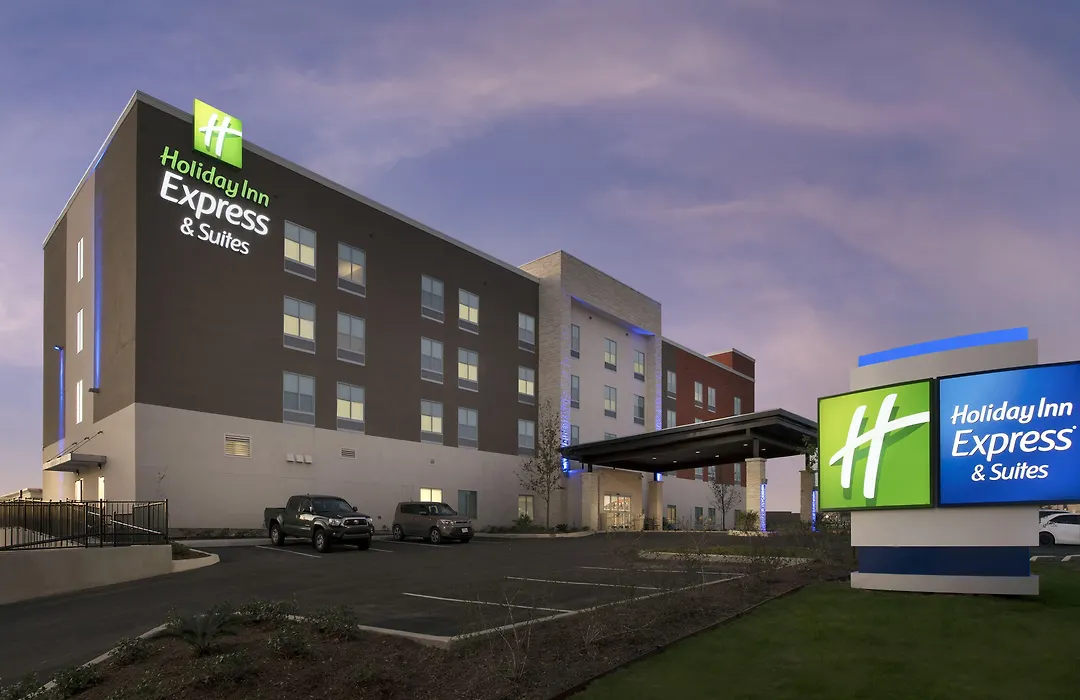 Holiday Inn Express & Suites San Antonio North-Windcrest By Ihg-1